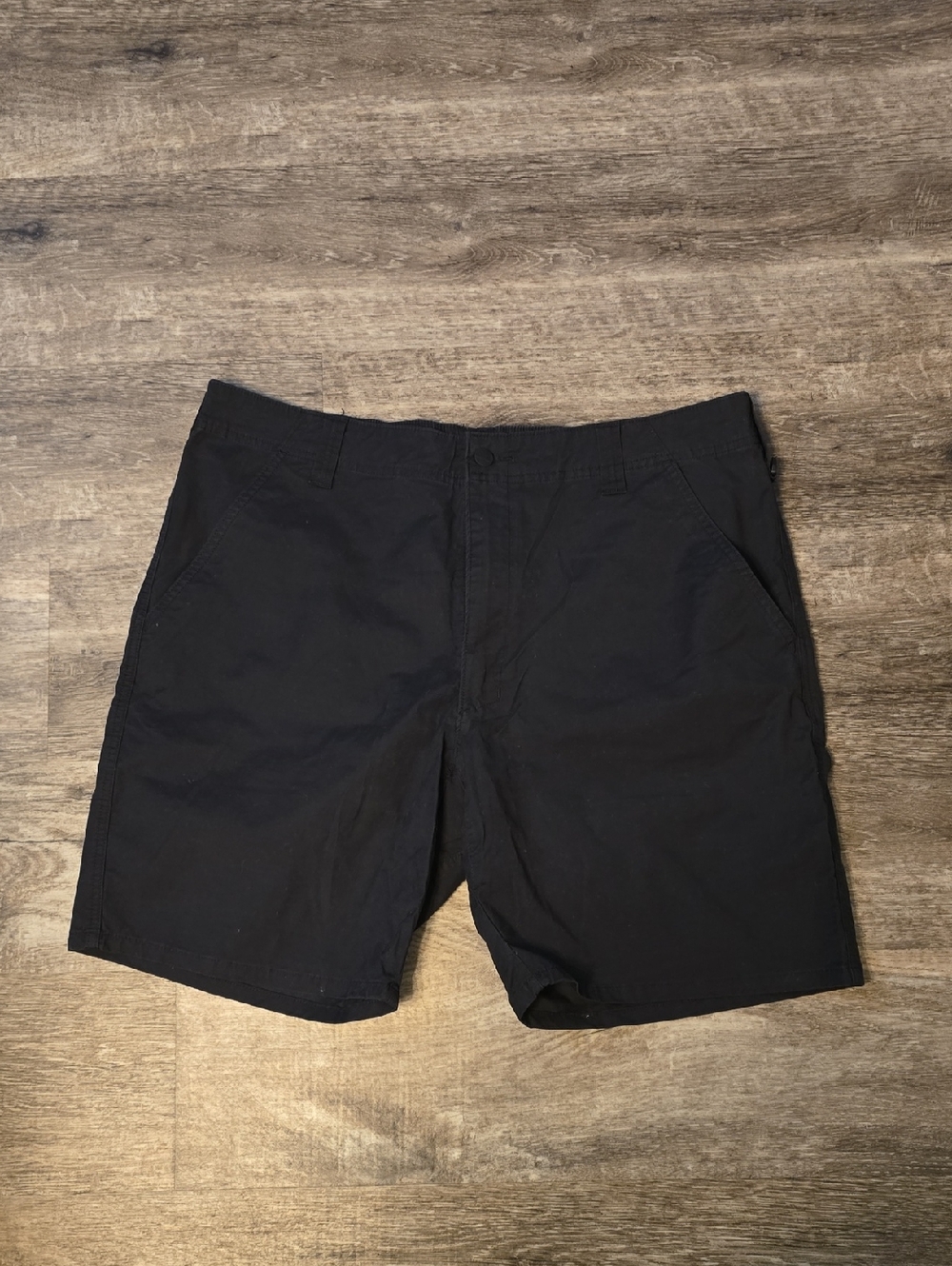 Wrangler Outdoor Black Flat-Front Men's Shorts